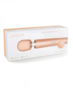 Le Wand Petite Rose Gold Rechargeable Massager